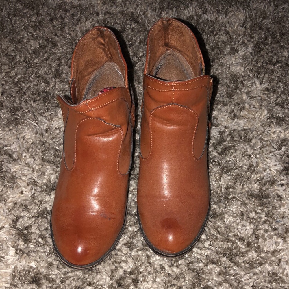 Rocket Dog Cognac Ankle Booties